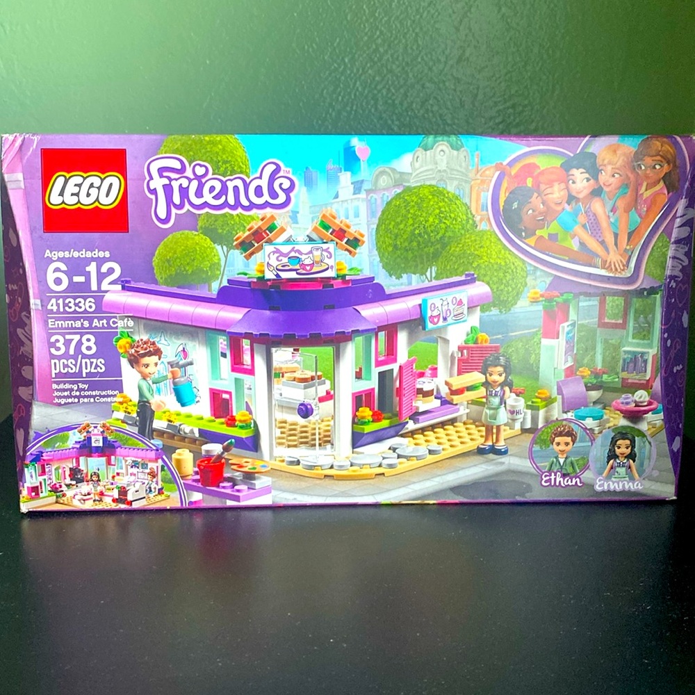 LEGO Friends Emma’s Art Cafe 41336 Retired Set 378Pcs NIB Sealed New